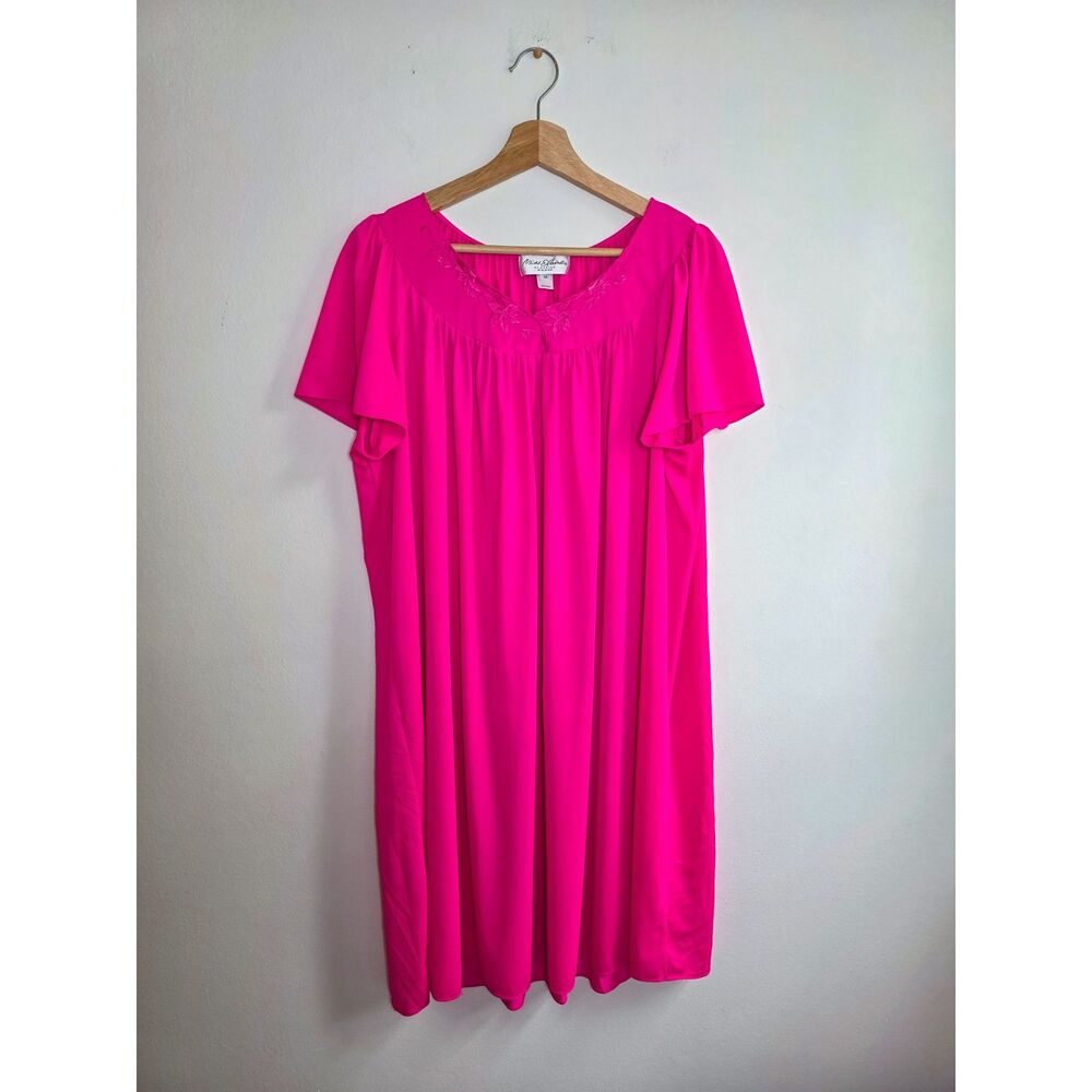 Vintage Miss Elaine Hot Pink Embroidered Nightgown